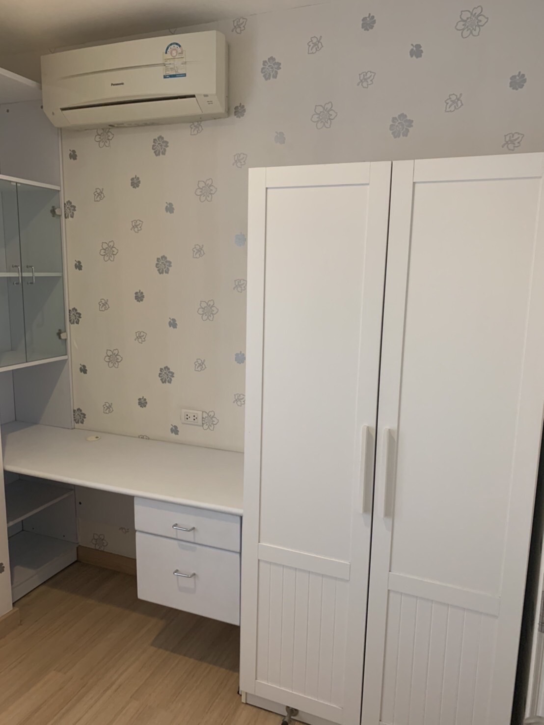 PS-L27.3 ขาย/ให้เช่า ไลฟ์ แอท สาทร 10 พื้นที่ 65 ตร.ม. 2 ห้องนอน เช่า 35,000 บ/ด ขาย 9.5 ล.