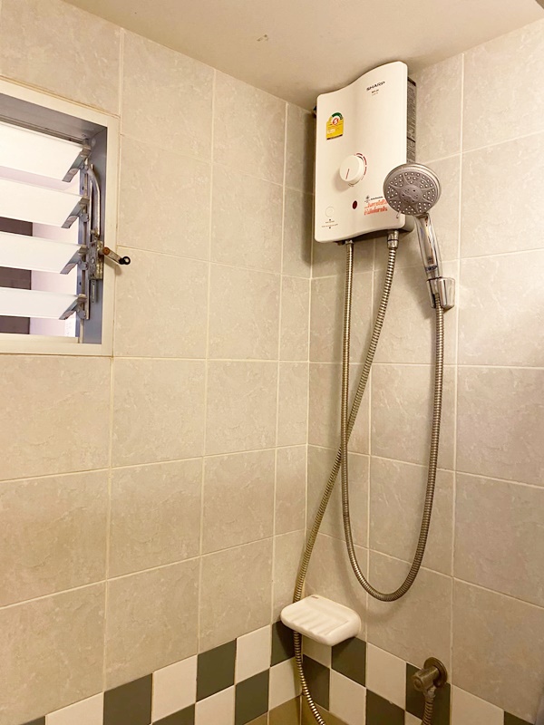 ให้เช่าลุมพินี คอนโดทาวน์ รามอินทรา-หลักสี่ พื้นที่ 25 ตร.ม. สตูดิโอ เช่า 6,000 บ/ด