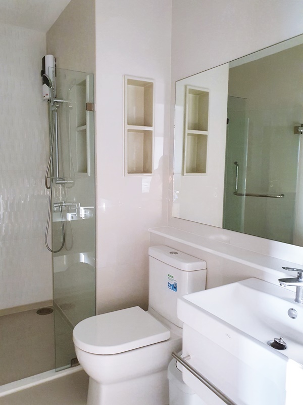 ให้เช่าคอนโด ไลฟ์ อโศก - พระราม 9 พื้นที่ 45 ตร.ม. 2 ห้องนอน เช่า 29,000 บ/ด