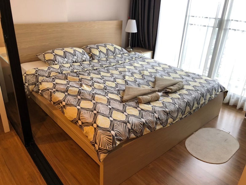 ขาย / เช่า เดอะ ทรี อินเตอร์เชนจ์ พื้นที่ 36 ตร.ม. 1 ห้องนอน ขาย 2.85 ล้านบาท เช่า 12,000 บาท