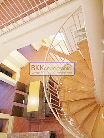 ให้เช่าคอนโด ไทปิง ทาวเวอร์ คอนโดมิเนียม ชั้น 23 พื้นที่ 235 ตรม. 4 ห้องนอน