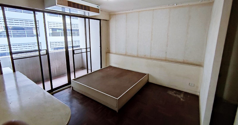 ขายคอนโด กรีน พีซ แมนชั่น พื้นที่ 137 ตร.ม. 3 ห้องนอน ขาย 7.5 ล้านบาท