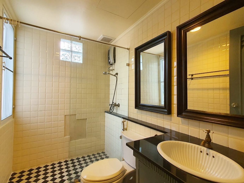 ให้เช่าคอนโด เดอะ บางกอก นราธิวาส ราชนครินทร์ 75 ตร.ม. 2 ห้องนอน เช่า 22,000 บ/ด