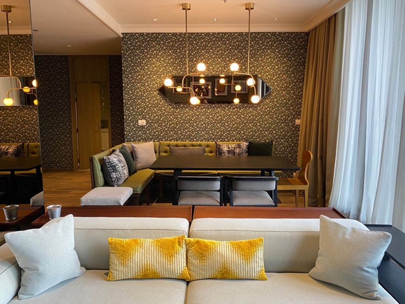 ให้เช่าคอนโด โนเบิล เพลินจิต พื้นที่ 178 ตร.ม. 3 ห้องนอน (เพนท์เฮ้าส์) เช่า 180,000 บ/ด