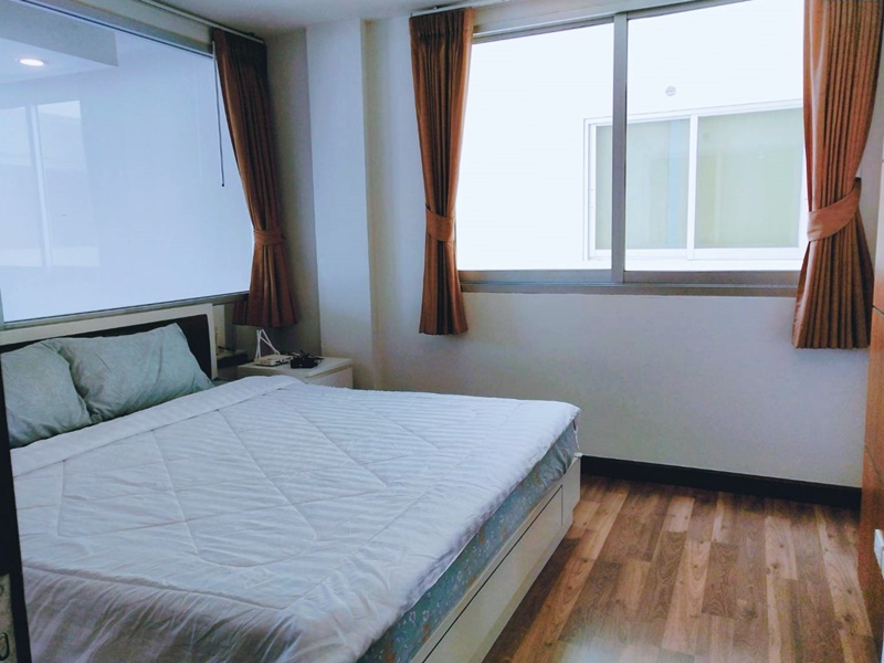 ให้เช่าคอนโด เดอะ ราชดำริ พื้นที่ 58 ตรม. 1 ห้องนอน (ดูเพล็กซ์) เช่า 35,000 บ/ด