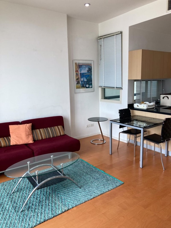 ให้เช่าคอนโด วินด์ รัชโยธิน พื้นที่ 55 ตร.ม. 1 ห้องนอน เช่า 18,000 บ/ด