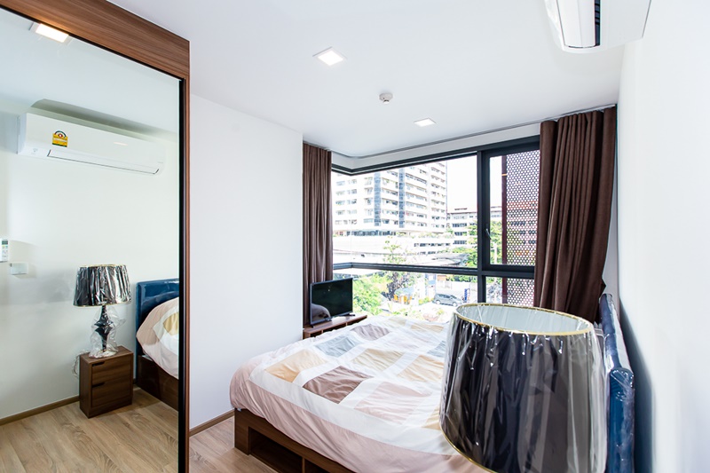 ให้เช่าคอนโด ทากะ เฮาส์ เอกมัย 12 พื้นที่ 52.68 ตร.ม. 2 ห้องนอน เช่า 33,000 บ/ด