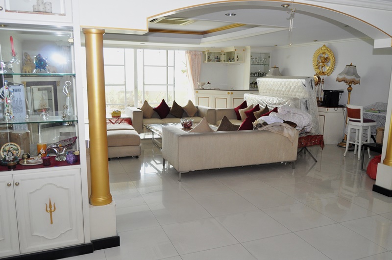 ให้เช่าคอนโด โอเรียลเต็ล ทาวเวอร์ พื้นที่ 350 ตร.ม. 4 ห้องนอน เช่า 90,000 บ/ด