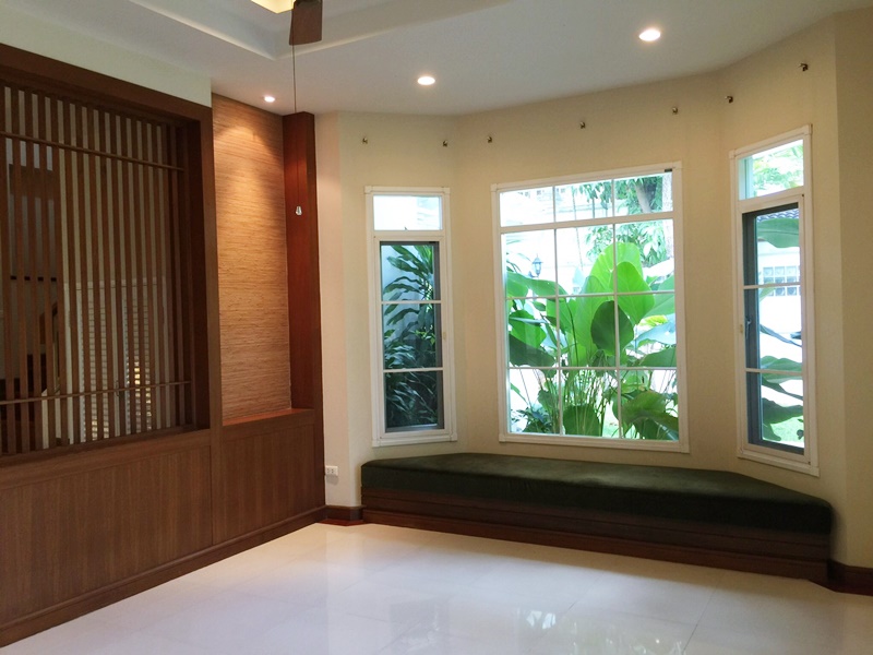 ให้เช่าบ้านเดียว 2 ชั้น ย่าน สุขุมวิท พื้นที่ 130 ตารางวา 3 ห้องนอน เช่า 75,000 บ/ด