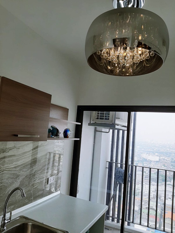 ขายคอนโด เดอะ ทรี อินเตอร์เชนจ์ พื้นที่ 30 ตร.ม. สตูดิโอ ขาย 2.8 ล้านบาท