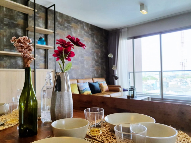 ขายคอนโด เดอะ ลอฟท์ เอกมัย พื้นที่ 65 ตร.ม. 2 ห้องนอน ขาย 12.3 ล้านบาท