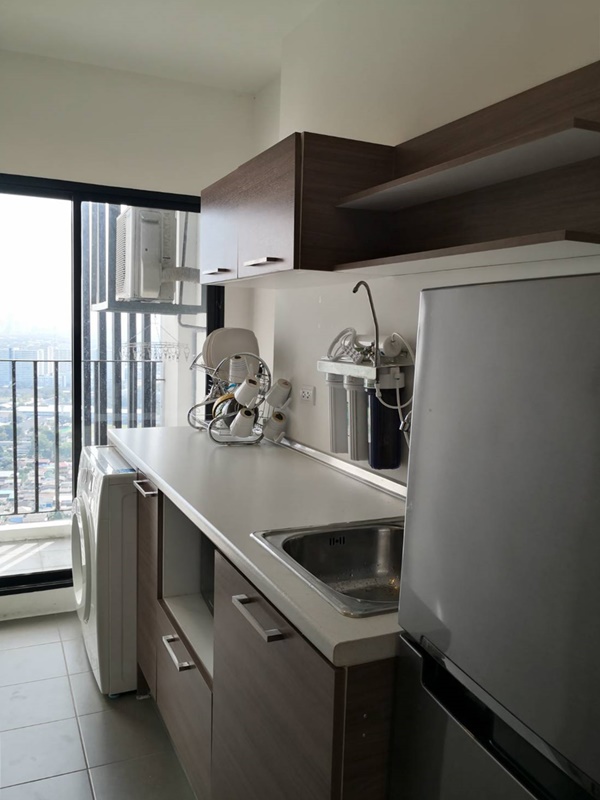 ให้เช่าคอนโด เดอะ ทรี อินเตอร์เชนจ์ พื้นที่ 36 ตร.ม. 1 ห้องนอน ให้เช่า 12,500 บ/ด