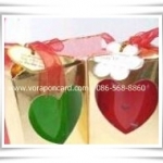 แก้วลายใส่กล่องทองโบว์แดง