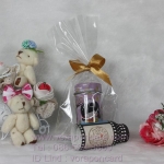 กระป๋องโลหะทรงกลมใส่กระดาษโน๊ตในกล่อง