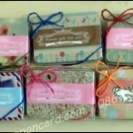 กล่องโลหะวินเทจแบบหนาขนาด กว้าง 6.5 ยาว 9 หนา 2.6 เซนติเมตร