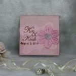 สมุดโน๊ตปกผ้าไหมพร้อมสกรีนชื่อติดเพชร