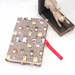 ปกผ้าเคลือบกันน้ำ พื้นน้ำตาล ลายแมวชิลชิล ขนาด 8" ( Pocket Book )