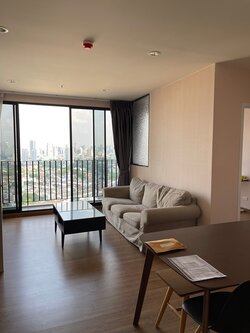 ให้เช่าคอนโด เดอะ ทรี อินเตอร์เชนจ์ พื้นที่ 64 ตร.ม. 2 ห้องนอน 2ห้องน้ำ ชั้นสูง