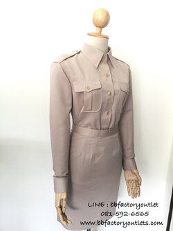 ชุดข้าราชการแขนยาว (ผู้หญิง)