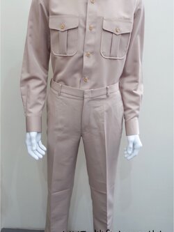 ชุดข้าราชการแขนยาว (ผู้ชาย)