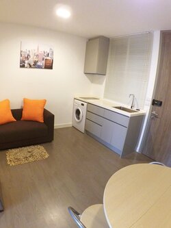 ขาย/ให้เช่า คอนโด เอ สเปซ ไอดี อโศก-รัชดา พื้นที่ 33 ตร.ม. 1 ห้องนอน เช่า 15,000 บ/ด ขาย 4.2 ล้านบาท