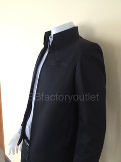 เสื้อคลุมสูทสีดำ (แบบกระเป๋าเจาะอกซ้าย)