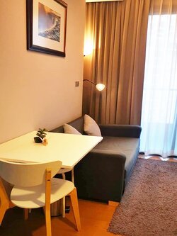 ให้เช่าคอนโด เดอะ ลุมพินี 24 พื้นที่ 30 ตร.ม. 1 ห้องนอน เช่า 23,000 บ/ด