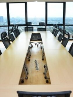 ให้เช่า พื้นที่ สำนักงาน ออฟฟิศ ย่านเอกมัย พื้นที่ 375 ตรม. เช่า 220,000 บ/ด