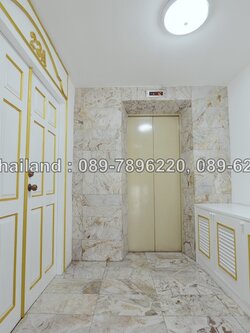 ขายคอนโด โอเรียลเต็ล ทาวเวอร์ พื้นที่ 350 ตร.ม. 3 ห้องนอน ขาย 29 ล้านบาท